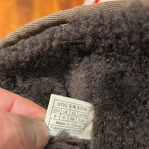 Ugg Australia classic tall shearling boots. - Picture 8 of 13